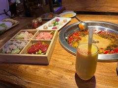 -城墙拐拐火锅(三峡广场黑金冠店)