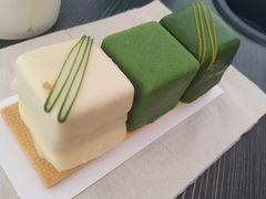 春茶三现蛋糕-星巴克(北京中化大厦店)