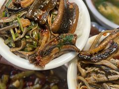 -乐山第一家临江鳝丝(茶坊路店)