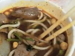 生烫鲜牛肉粉-江三王记牛杂馆(总店)
