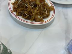 -明本湛江鸡•海鲜小厨(陈家祠店)
