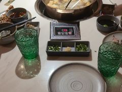 -喃喃椰·糟粕醋·椰子鸡火锅(七堡花园店)