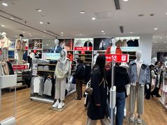 -优衣库(上海虹口龙之梦店)