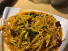 -万里闯关东铁锅炖菜馆(高新旗舰店)