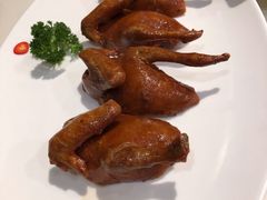 玻璃脆皮乳鸽-利苑酒家(金宝店)