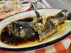 清蒸石斑鱼-琼大师东方烤乳猪(亚特兰蒂斯店)