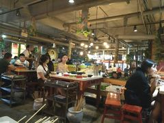 大堂-钢管厂歆瑞源油卤串串香(春熙路太古里店)
