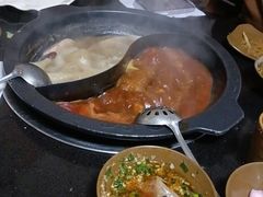 -宽板凳老灶火锅(簋街店)
