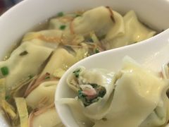 -笑来喜馄饨小笼工坊店(湖滨街店)
