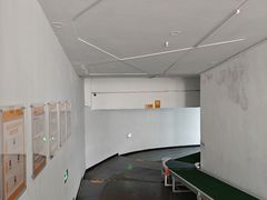 -安东易迷你自助仓储寄存仓库(杨浦店)