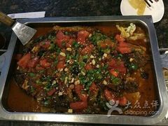 -有猫腻儿炭火烤鱼(南街店)