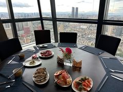 -锦厨国际自助餐厅 · 云端景观 (昆明索菲特大酒店)