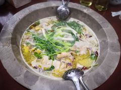 -姚记抚仙湖石锅鱼庄