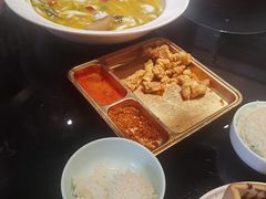 -川流不息·地道川菜·小龙虾(新松江路店)