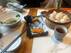 -馋三尺蟹粉小笼(人民广场店)