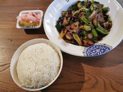 香肠腊肉拌饭-山城遇宴·重庆江湖菜(五道口银谷大厦店)