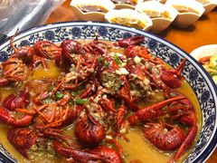 -琥珀老六龙虾(四里河店)