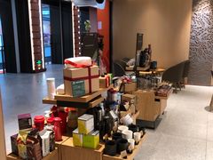 -星巴克臻选(上海中环广场2F店)