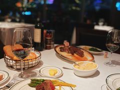 -Wolfgang’s Steakhouse 沃夫冈牛排馆(上海白玉兰广场店)