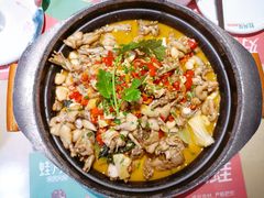 剁椒肥肠蛙-蛙月荷·紫苏牛蛙(亭江步步高店)