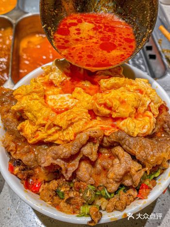 茄汁牛肉滑蛋捞饭！！海底捞你真牛！！