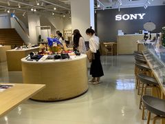 -Sony Store 索尼(上海淮海中路店)
