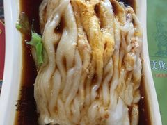 猪肉鸡蛋肠粉-海口骑楼小吃街