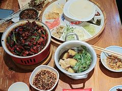 -怪噜范·老贵阳街头名小吃(鸿通城店)