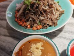 -大胡同天津菜·海肠捞饭·津门皮皮虾锅贴一绝(西姜井店)