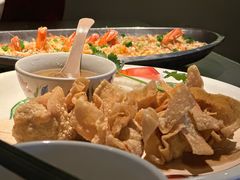 -大头虾越式风味餐厅(光明广场店)