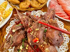 -冶建镜子·老南昌大排档·江西虾王(总店)