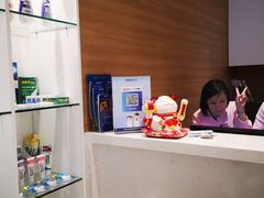 -瑞尔齿科(上海长风大悦城店)