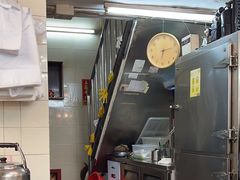 -灵记饭店(营地大街店)
