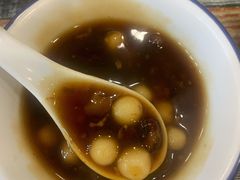 酒酿红豆小圆霄-八张桌子(老店)