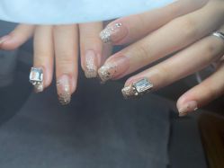 -Meet Nail 美睫·美甲