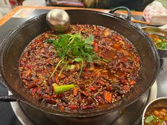 -鸿顺老铁锅美蛙鱼府(解放碑店)