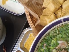 -云阿蛮云南生烫牛肉米线(奉贤路店)