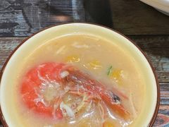 -小红鲸·海鲜餐厅(轸大路店)