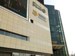 -龙湖天街-停车场