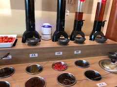 自助调料区-谭鸭血老火锅(万象九宜城店)