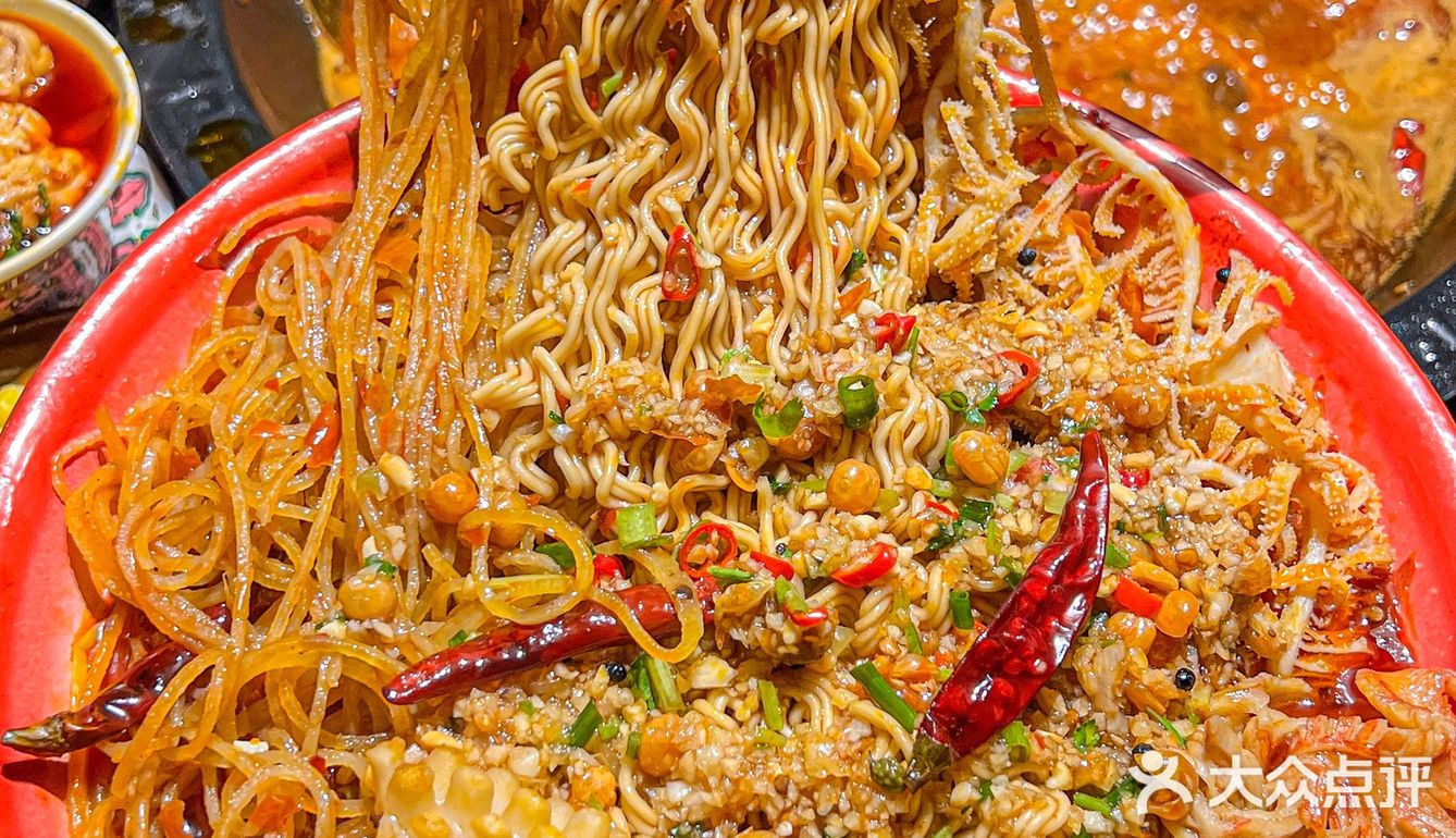 苏州宝藏老火锅店！！红油猪脑太巴适…
