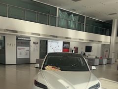 -TESLA 特斯拉(北京后沙峪特斯拉中心)