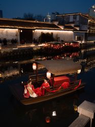 -第一夫人婚纱摄影(南京店)