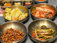 -草家酱蟹炭火烤肉店(珲春南路二店)