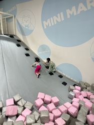 -MINI MARS KIDS CLUB亲子家庭中心(长宁天山店)