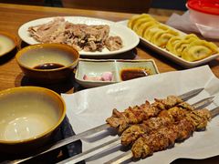 -贯贯吉·清真餐厅(浙江中路店)