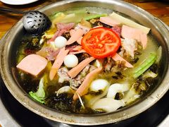 -泸州酸菜豆花火锅川师店