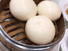 香喷喷流沙包-凤凰楼酒家·粤宴点心(华强北店)