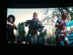 -百美汇影城(LUXE嘉里中心店)