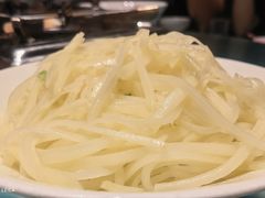 -昱龙大盆牛蛙馆(三兴街总店)